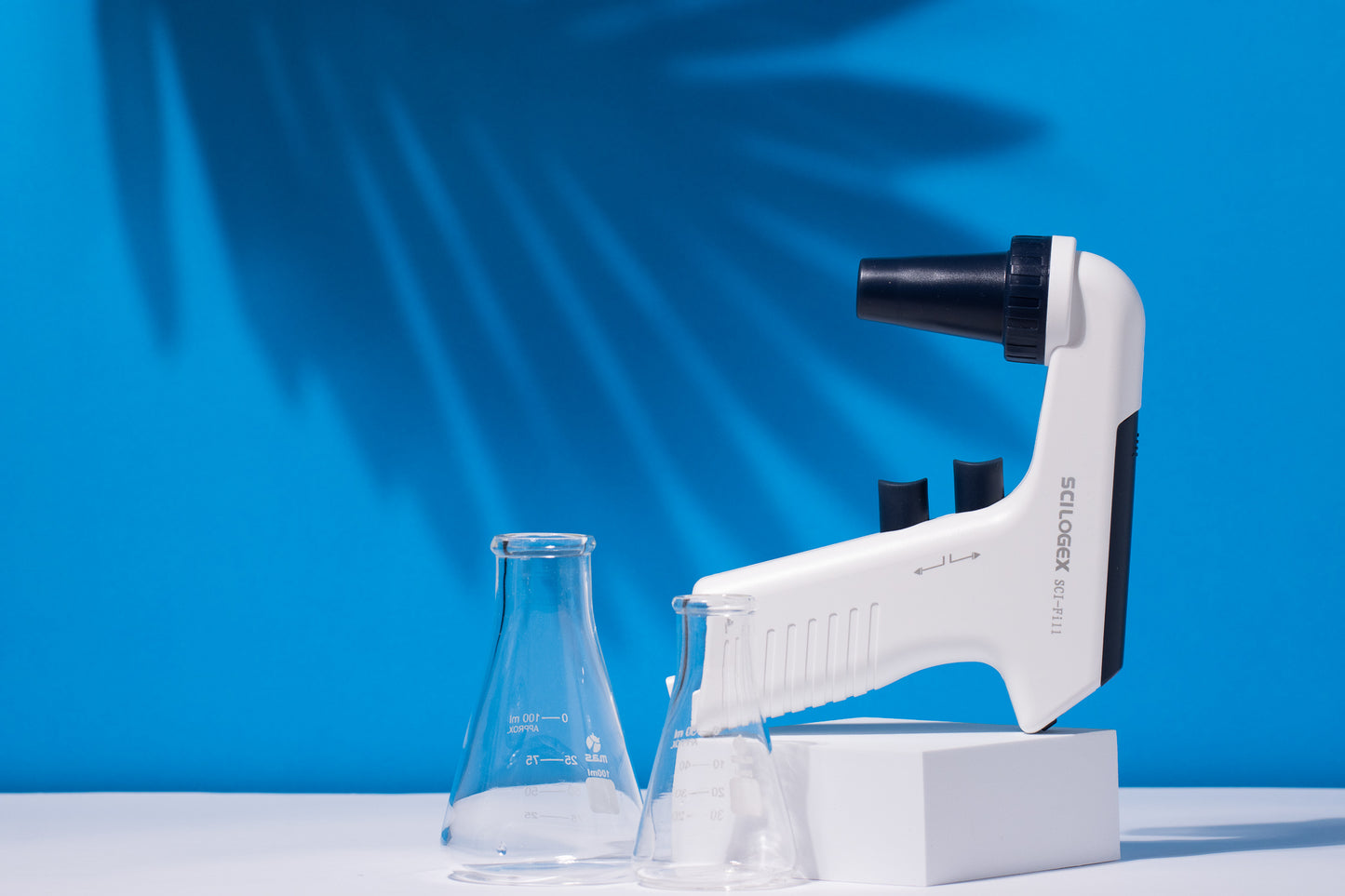 Motorised Pipette Filler with LCD Display - image 2